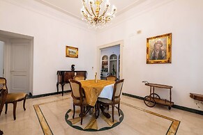 The One, Luxury Seaview With Piano