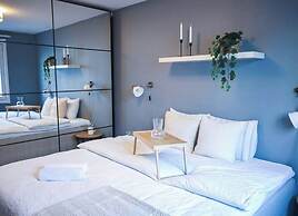 Spacious Apartment Right in the City Centre