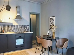 Elegant Apartment Right in the City Centre