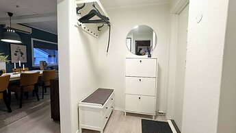 Cozy 2BR Apartment With Parking