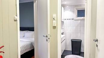 Cozy 2BR Apartment With Parking