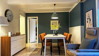 Cozy 2BR Apartment With Parking