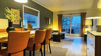 Cozy 2BR Apartment With Parking