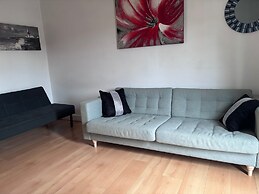 1br-sleeps4-35mintocentrallondon-40mintoheathrow