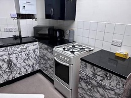 1br-sleeps4-35mintocentrallondon-40mintoheathrow