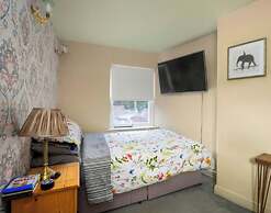 Cottagesleep4-freep-petok-garden-famillyfriendly