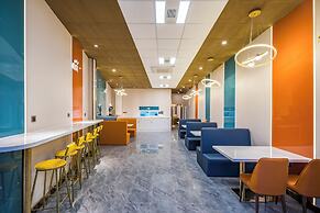 Dequan Luxury Hotel CBD