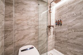 Dequan Luxury Hotel CBD