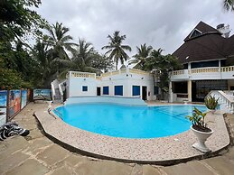 Diani Beach Luxury Retreat With 5 Bedrooms