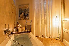 Rovelli 41 by Rent all Como