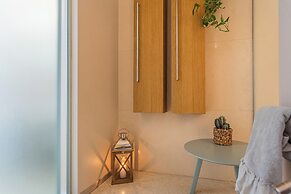 Rovelli 41 by Rent all Como