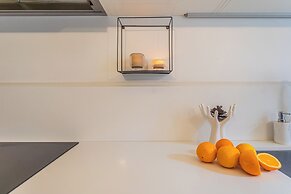 Rovelli 41 by Rent all Como