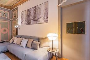 Rovelli 41 by Rent all Como