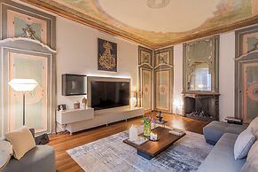 Rovelli 41 by Rent all Como