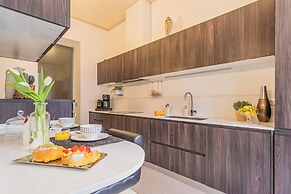 Rovelli 41 by Rent all Como