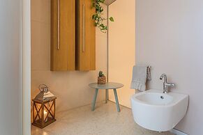 Rovelli 41 by Rent all Como