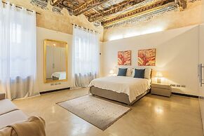 Rovelli 41 by Rent all Como