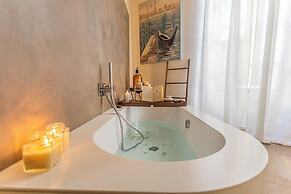 Rovelli 41 by Rent all Como