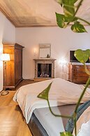 Rovelli 41 by Rent all Como