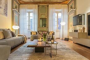 Rovelli 41 by Rent all Como