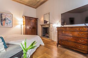 Rovelli 41 by Rent all Como