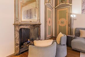 Rovelli 41 by Rent all Como