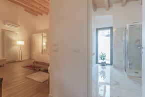 Luxury Apartments in Villa Cardinal Ciceri by Rent all Como