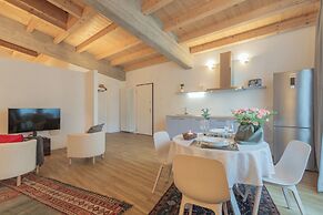 Luxury Apartments in Villa Cardinal Ciceri by Rent all Como