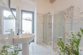 Luxury Apartments in Villa Cardinal Ciceri by Rent all Como