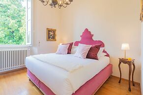 Luxury Apartments in Villa Cardinal Ciceri by Rent all Como