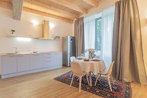 Luxury Apartments in Villa Cardinal Ciceri by Rent all Como