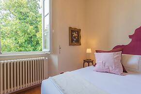 Luxury Apartments in Villa Cardinal Ciceri by Rent all Como