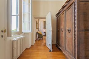 Luxury Apartments in Villa Cardinal Ciceri by Rent all Como