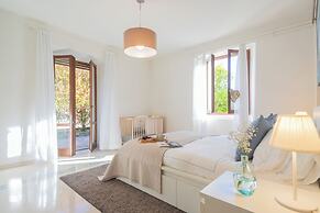 Villa Ida by Rent all Como