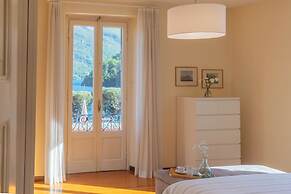 Villa Ida by Rent all Como