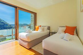 Villa Infinity by Rent all Como