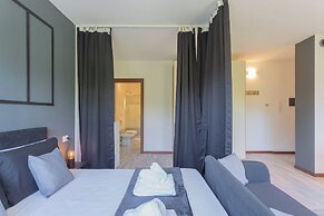 Black Loft Como by Rent all Como