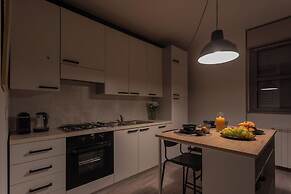Black Loft Como by Rent all Como