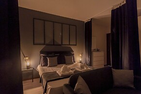 Black Loft Como by Rent all Como