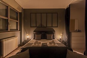 Black Loft Como by Rent all Como