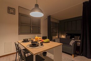 Black Loft Como by Rent all Como