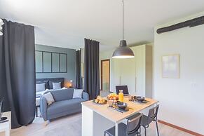 Black Loft Como by Rent all Como