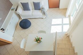 Blue Bliss Apartment by Rent all Como