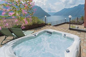 Blue Bliss Apartment by Rent all Como