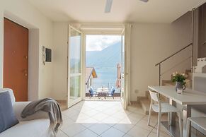 Blue Bliss Apartment by Rent all Como