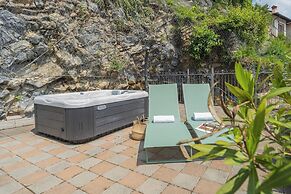 Blue Bliss Apartment by Rent all Como