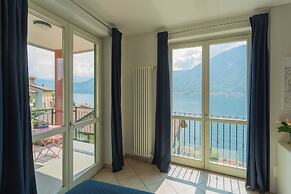 Blue Bliss Apartment by Rent all Como