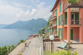 Blue Bliss Apartment by Rent all Como