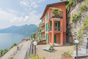 Blue Bliss Apartment by Rent all Como