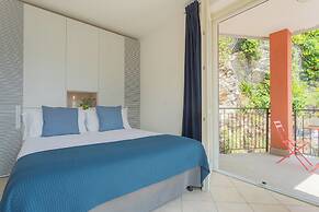 Blue Bliss Apartment by Rent all Como